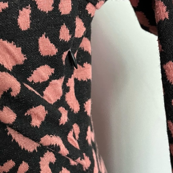 RACHEL Rachel Roy • Pink Leopard Sweater Dress - Picture 4 of 7